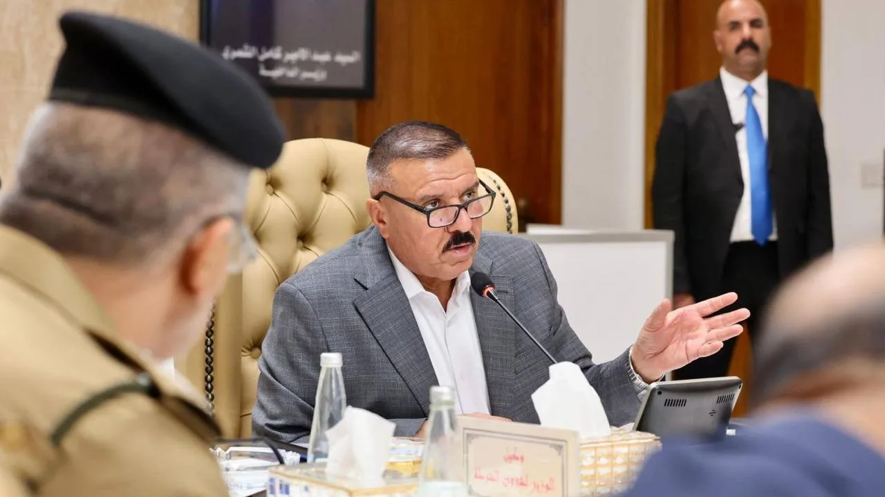 وزير الداخلية: الأمن المحلي يعزز الروابط بين المواطن ورجل الأمن وزير الداخلية: الأمن المحلي يعزز الروابط بين المواطن ورجل الأمن
