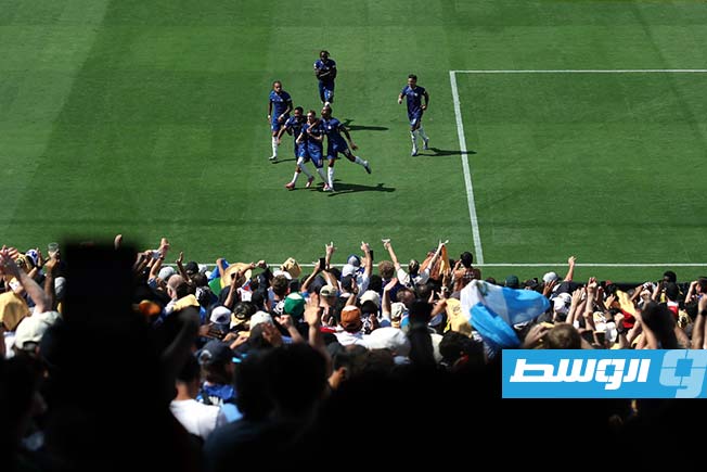 لاعبو تشيلسي يحتفلون بالفوز على باريس سان جيرمان في نهائي مونديال الأندية، 13 يوليو 2025 (حساب تشيلسي بمنصة إكس)
