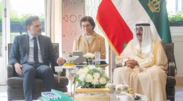 أمير الكويت يتناول مع وزير التجارة الفرنسي سبل تعزيز التعاون الاستراتيجي