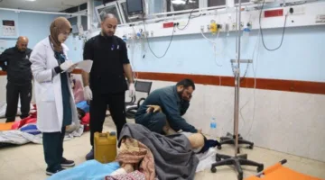 طبيب مصري: نفذت 375 عملية في غزة واكتشفت أهمية جراحة الشبكية هناك