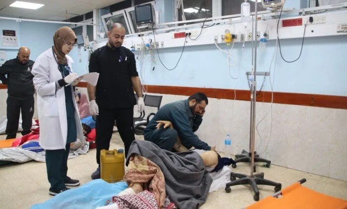 طبيب مصري: نفذت 375 عملية في غزة واكتشفت أهمية جراحة الشبكية هناك طبيب مصري: نفذت 375 عملية في غزة واكتشفت أهمية جراحة الشبكية هناك