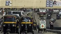 نداء خبير: دمج التوك توك في النظام النقل الريفي بدلاً من إلغائه