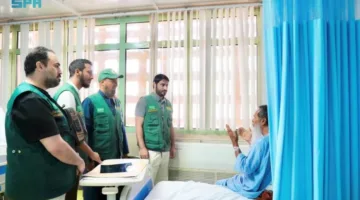 سلمان للإغاثة يطلق مشروعًا لجراحة العظام وزراعة المفاصل في عدن