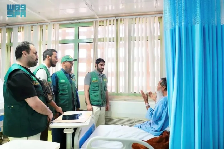 سلمان للإغاثة يطلق مشروعًا لجراحة العظام وزراعة المفاصل في عدن