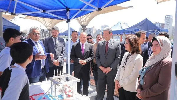 المدير التنفيذي للأكاديمية الوطنية للتدريب يزور معرض دمياط الثاني للروبوتات المدير التنفيذي للأكاديمية الوطنية للتدريب يزور معرض دمياط الثاني للروبوتات