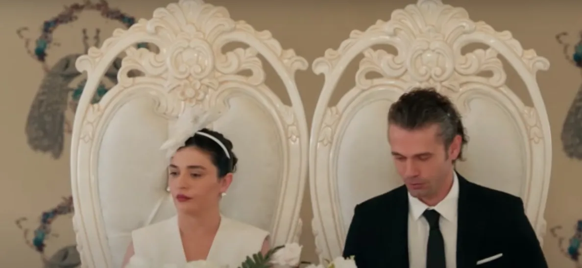 لحظة الانفجار: رصاصة غامضة تغير مجريات الأحداث في الحلقة 38 من مسلسل ليلى لحظة الانفجار: رصاصة غامضة تغير مجريات الأحداث في الحلقة 38 من مسلسل ليلى
