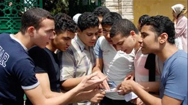 الأول في الدبلومات الفنية: أبلغت 60 طالبًا.. وشاركت في تعزيز خطة التطوير