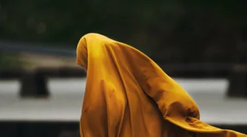 هل يُسمح للمرضعة بتأدية الصلوات معًا؟.. الإجابة من دار الإفتاء