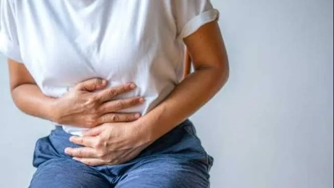 5 دلائل خفية تدل على أن صحة الأمعاء مهددة وتستدعي العناية الفورية