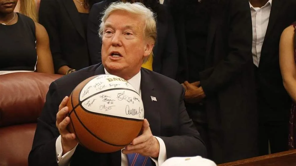 ترامب لا يعيق طموحات المكسيك في تأسيس أول نادٍ لـ NBA ترامب لا يعيق طموحات المكسيك في تأسيس أول نادٍ لـ NBA