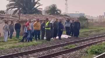 قطار يصدم شاباً في الثلاثين من عمره فوق مسار السكة الحديد في البدرشين بالجيزة