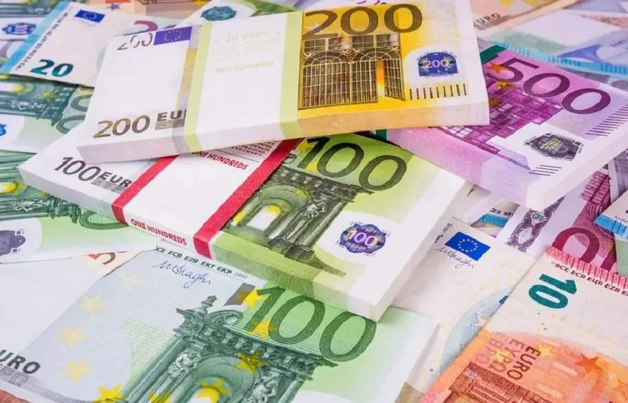 سعر اليورو اليوم 14 يوليو: من المركزي إلى البنوك الخاصة سعر اليورو اليوم 14 يوليو: من المركزي إلى البنوك الخاصة
