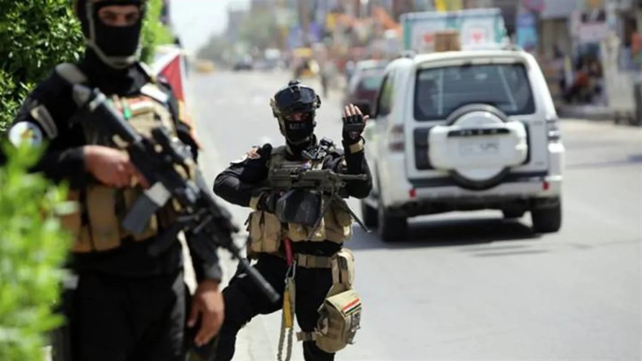 اعتقال شخص محكوم عليه غيابيًا لإدارته مركز قمار وضبط معدات روليت بحوزته في الكرادة اعتقال شخص محكوم عليه غيابيًا لإدارته مركز قمار وضبط معدات روليت بحوزته في الكرادة