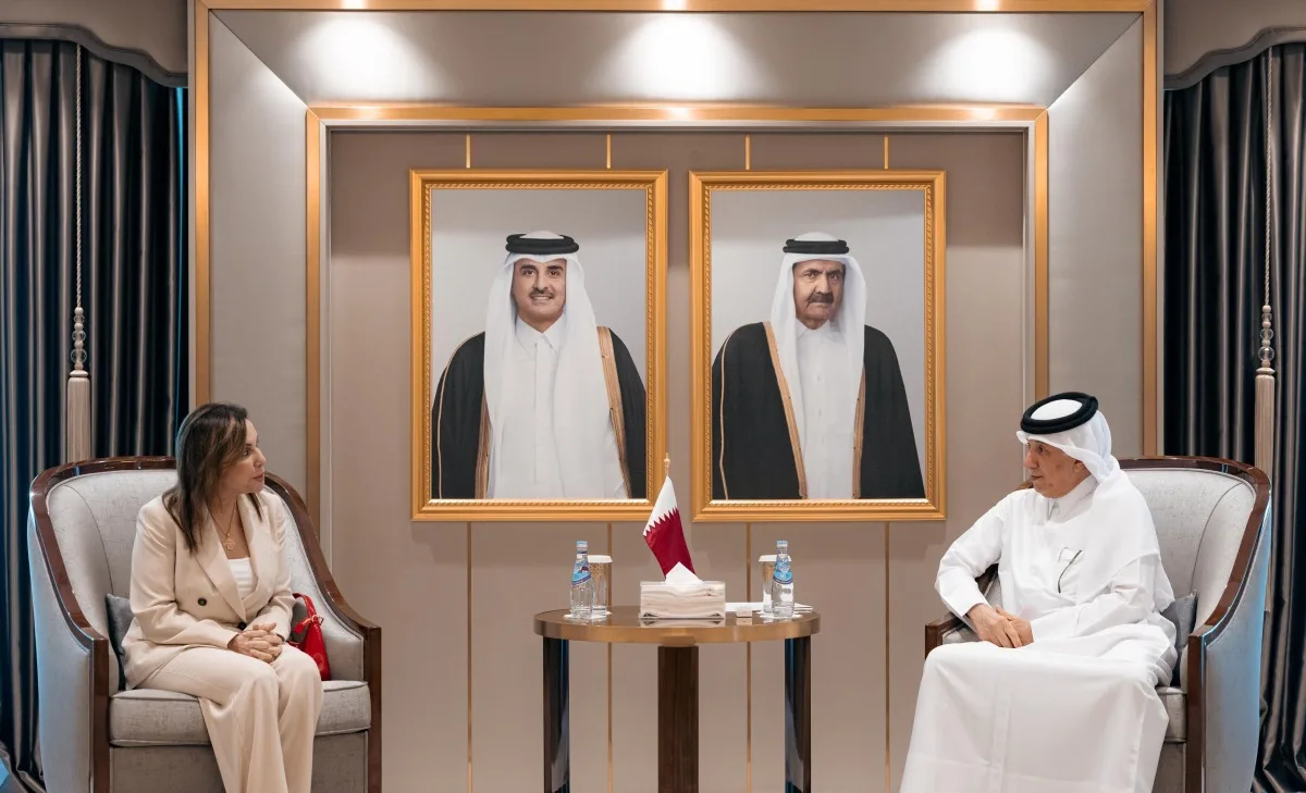 وزير الدولة للشؤون الخارجية يقوم بتوديع القائم بالأعمال بالوكالة في سفارة لبنان