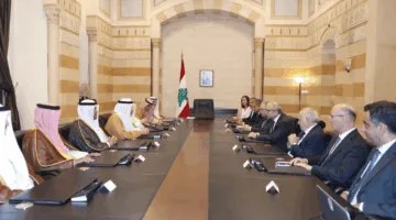 لبنان والكويت يجرون محادثات في السراي