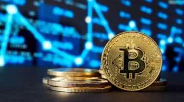 بيتكوين تتجاوز 123 ألف دولار مع توقعات بظهور تشريعات تنظيمية جديدة في سوق العملات الرقمية.