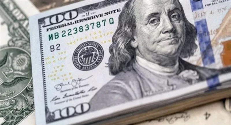 الدولار يتراجع عن مكاسبه الصباحية ويخسر حتى 6 قروش خلال منتصف التداولات