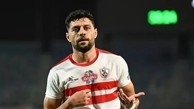 مصطفى شلبي يقدم رسالة تضامن لأحمد حسام، لاعب الزمالك، بعد تعرضه لإصابة في الرباط الصليبي. مصطفى شلبي يقدم رسالة تضامن لأحمد حسام، لاعب الزمالك، بعد تعرضه لإصابة في الرباط الصليبي.