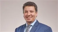 بناءً على قرار القضاء الإداري.. استعادة الدكتور أحمد يحيى منصب وزير انتخابات الشيوخ في بني سويف