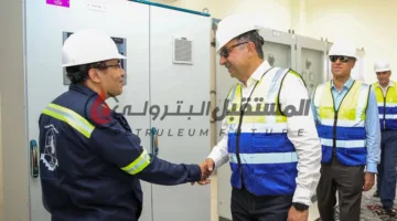 وزير قطاع الأعمال يجري جولة تفقدية في شركة مصر لإنتاج المواد الكيميائية بالإسكندرية