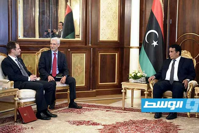 وزير بريطاني: نراقب الأحداث في ليبيا ونستعد لدعم العملية السياسية