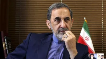 مستشار المرشد الإيراني يصرح بأن طهران لن تدخل في مفاوضات مع واشنطن إذا أبت على التخلي عن تخصيب اليورانيوم.