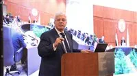 وزير التعليم العالي يسلط الضوء على ضرورة تأهيل قيادات أكاديمية لمواجهة التحديات.