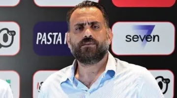 جون إدوارد يلتقي بعبد الناصر محمد لوضع اللمسات الأخيرة على معسكر الزمالك.