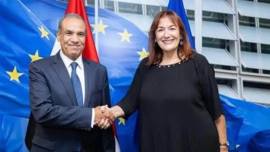 وزير الخارجية والهجرة يبدأ زيارته لبروكسل بلقاء مع المفوضة الأوروبية المعنية بشؤون البحر الأبيض المتوسط. وزير الخارجية والهجرة يبدأ زيارته لبروكسل بلقاء مع المفوضة الأوروبية المعنية بشؤون البحر الأبيض المتوسط.