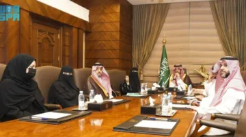 محافظ جدة يستعرض التقرير الكامل حول أداء التعليم في جدة خلال النصف الأول من عام 2025