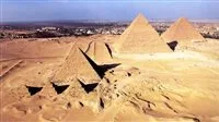 الآثار تكشف حقائق الحفر القريب من الأهرامات: خارج المنطقة الأثرية وتحت إشراف تام