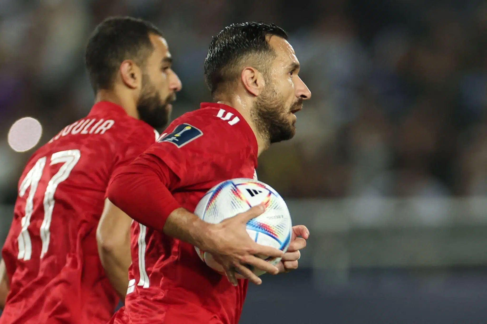 عاجل: الأهلي يتعاقد رسميًا مع بديل علي معلول لمدة 5 سنوات عاجل: الأهلي يتعاقد رسميًا مع بديل علي معلول لمدة 5 سنوات