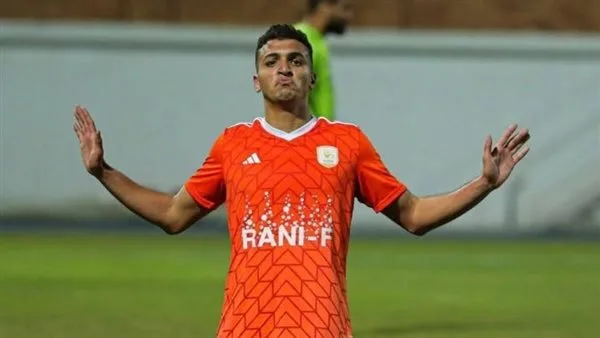 والد ياسين مرعي: بعد انضمامه للأهلي، ابني قادر على التميز وإثبات جدارته، ويحتاج إلى دعم زملائه والجماهير والد ياسين مرعي: بعد انضمامه للأهلي، ابني قادر على التميز وإثبات جدارته، ويحتاج إلى دعم زملائه والجماهير