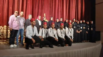 رئيس جامعة دمنهور يحضر مسرحية “أبنائي” لطلاب كلية الآداب