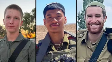 عاجل: Forces of occupation report the deaths of 3 soldiers in Gaza battles.