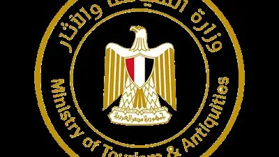 خارج حدود المنطقة الأثرية بالكامل.. السياحة تنفي تنفيذ «لودر» لأعمال حفر قرب الأهرامات. خارج حدود المنطقة الأثرية بالكامل.. السياحة تنفي تنفيذ «لودر» لأعمال حفر قرب الأهرامات.