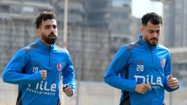 زملاء عبد الله السعيد يحتفلون بعيد ميلاده في تدريبات الزمالك زملاء عبد الله السعيد يحتفلون بعيد ميلاده في تدريبات الزمالك