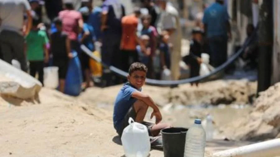 اليونيسف تعزي في وفاة 7 أطفال أثناء انتظارهم للحصول على الماء في غزة اليونيسف تعزي في وفاة 7 أطفال أثناء انتظارهم للحصول على الماء في غزة