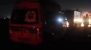 وفاة شخص وإصابة ثلاثة آخرين في حادث انقلاب سيارة داخل ترعة في الغربية.. صور