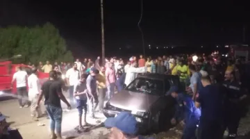 بالصور .. وفاة شخص وإصابة ثلاثة آخرين جراء انقلاب سيارة خاصة في مصرف بالغربية