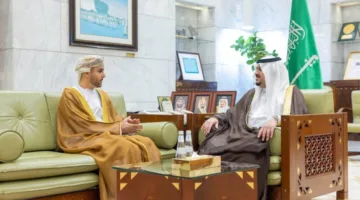 نائب أمير الرياض يلتقي بالسفير العماني الجديد لدى المملكة