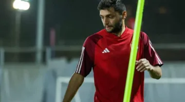 أمير هشام: الأهلي سيتخذ قراراً بشأن كريم نيدفيد قريباً