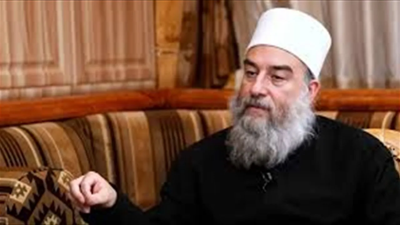 زعيم الدروز: بيان الاستسلام كان قسرياً وندعو الدروز لمواجهة الإبادة من القوات الشرعية. زعيم الدروز: بيان الاستسلام كان قسرياً وندعو الدروز لمواجهة الإبادة من القوات الشرعية.