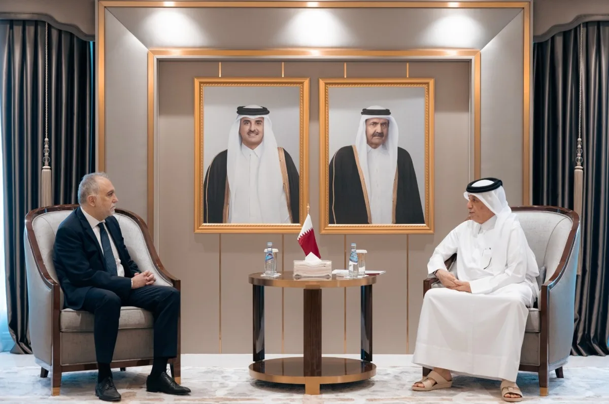 وزير الدولة للعلاقات الخارجية يلتقي بسفير بلغاريا وزير الدولة للعلاقات الخارجية يلتقي بسفير بلغاريا