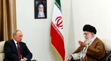 وزير الخارجية الإيراني يسلم رسالة استياء من السيد خامنئي إلى بوتين