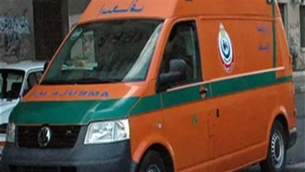انهيار توازنه.. سقوط شاب من الطابق الثاني في منزل أسرته بأسوان
