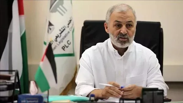 استشهاد قائد حماس فرج الغول نتيجة قصف إسرائيلي على مخيم الشاطئ في غزة استشهاد قائد حماس فرج الغول نتيجة قصف إسرائيلي على مخيم الشاطئ في غزة