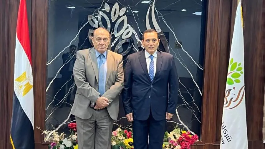 رئيس مجلس إدارة شركة تنمية الريف المصري الجديد يرحب بوفد مجموعة “نات إنيرجي الخرافية” رئيس مجلس إدارة شركة تنمية الريف المصري الجديد يرحب بوفد مجموعة “نات إنيرجي الخرافية”