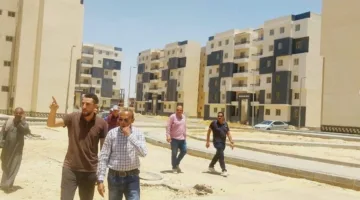 وزير الإسكان يراقب تقدم المشاريع السكنية في مدن بدر ودمياط وبني سويف وأكتوبر الجديدة