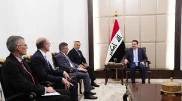 رئيس الوزراء يبرز أهمية تعزيز استثمارات الغاز المصاحب لدى شركة نفط أمريكية